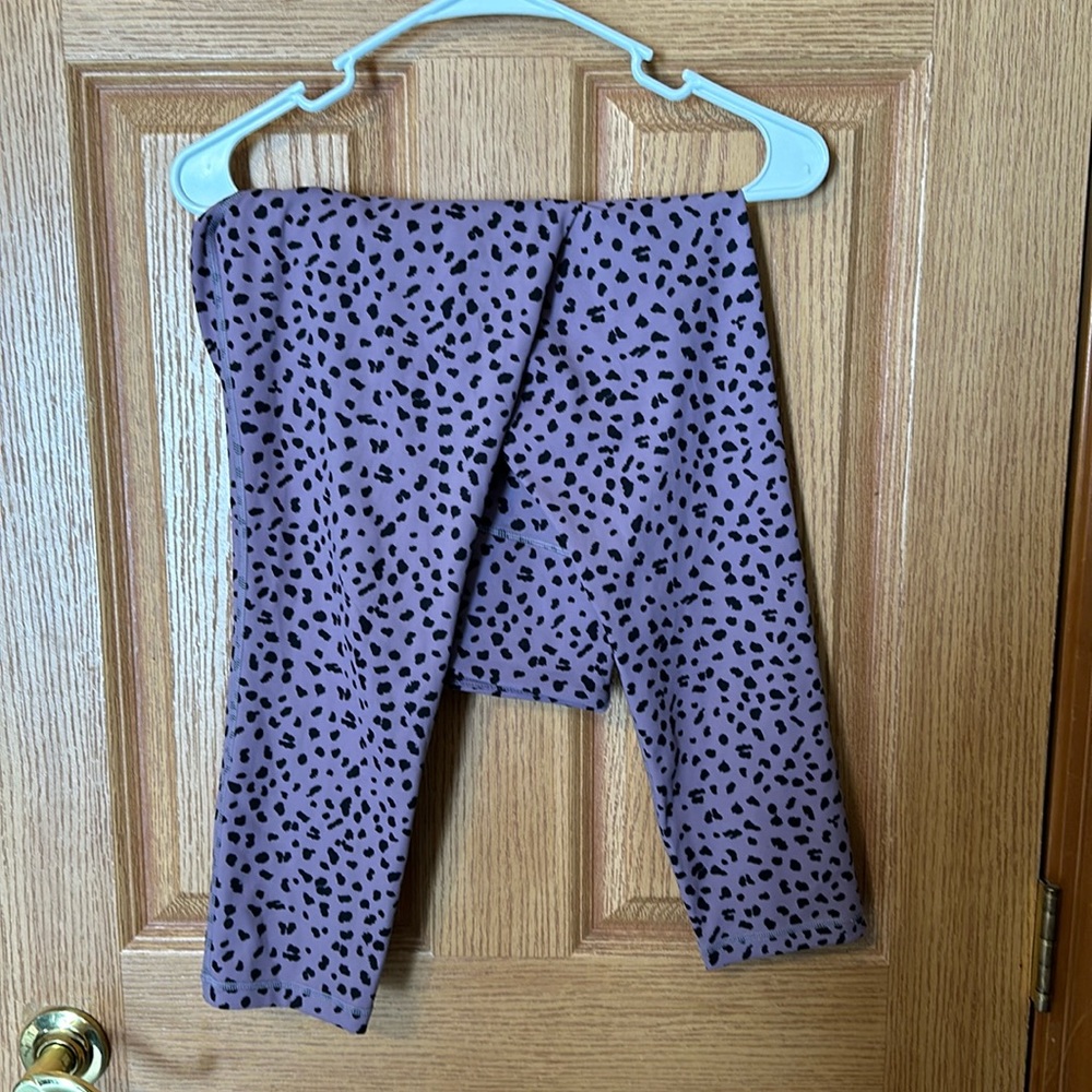 Zyia leopard print leggings super soft elastic in the waist band